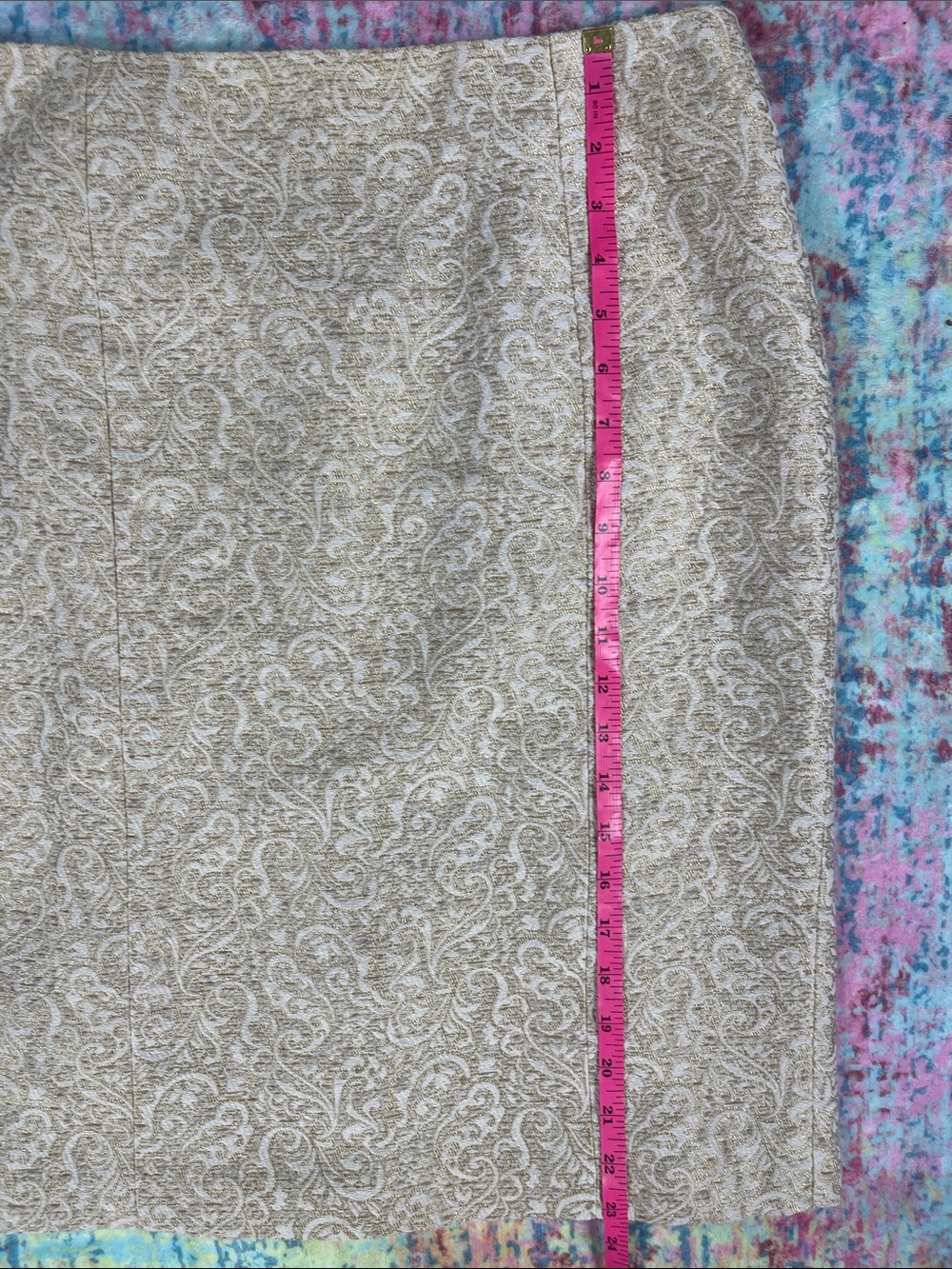 Ann Taylor Beige Paisley Lace Pencil Skirt - Picture 4 of 8